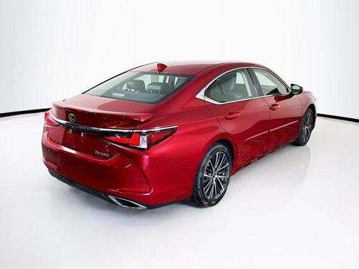2022 Lexus ES 350 Base