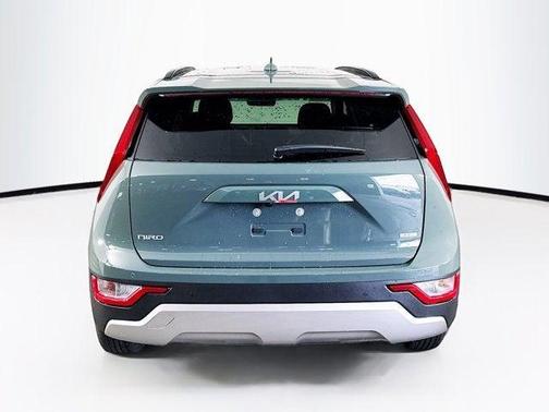 2025 Kia Niro Plug-In Hybrid EX