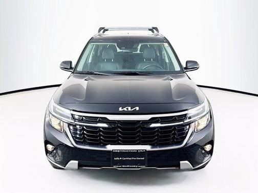 Fusion Black 2024 Kia Seltos EX