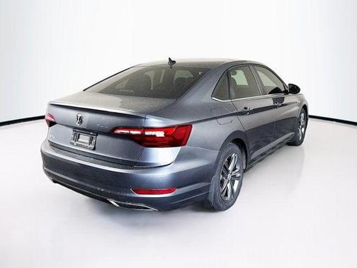 2021 Volkswagen Jetta 1.4T R-Line