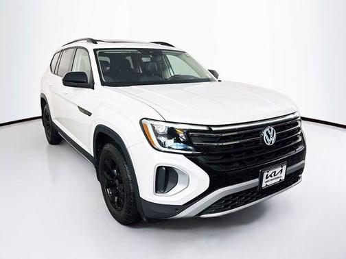 2024 Volkswagen Atlas 2.0T SEL