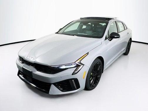 2025 Kia K5 GT