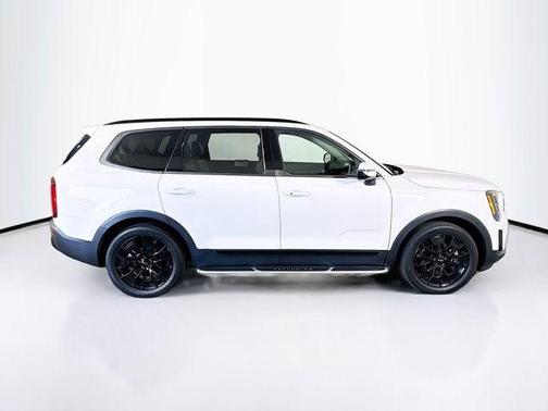 Glacial White Pearl 2022 Kia Telluride EX