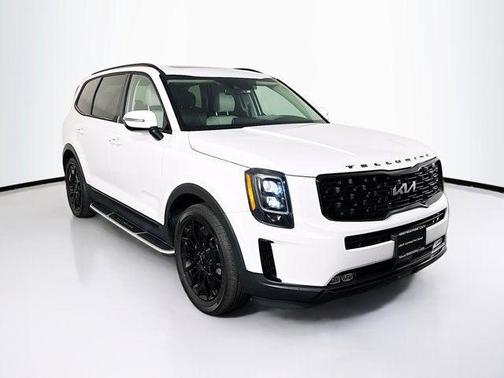 Glacial White Pearl 2022 Kia Telluride EX