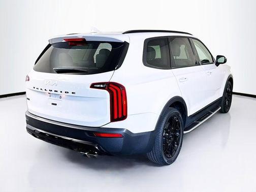 Glacial White Pearl 2022 Kia Telluride EX
