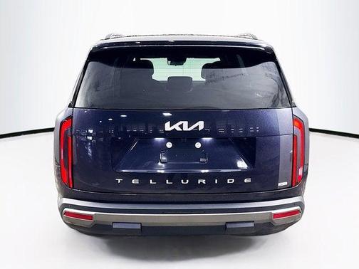 2027 Kia Telluride S