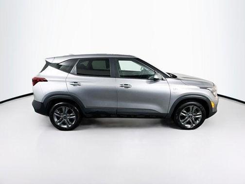 2023 Kia Seltos LX