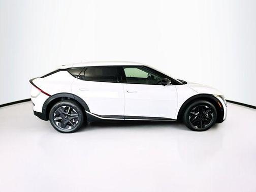 2025 Kia EV6 Light Long Range