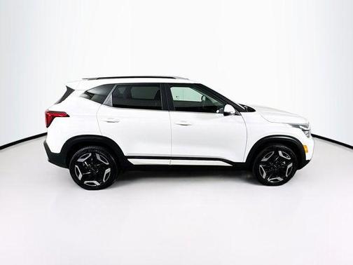 2025 Kia Seltos SX