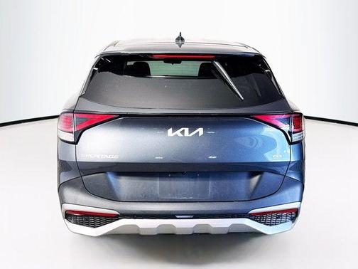 Gravity Gray 2023 Kia Sportage LX