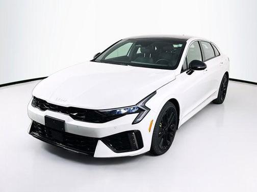 Snow White Pearl 2026 Kia K5 GT