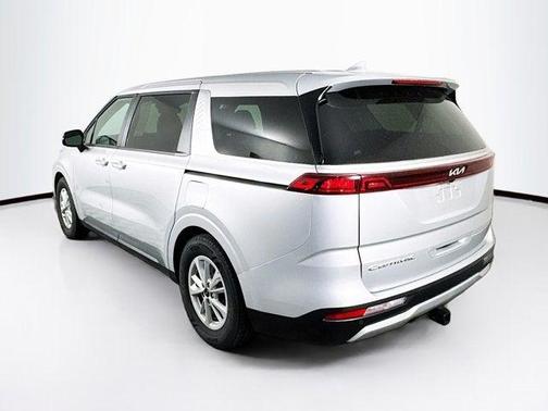 2022 Kia Carnival LXS