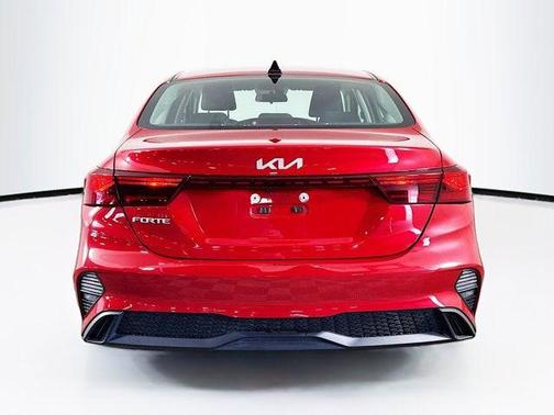 Currant Red 2023 Kia Forte LXS