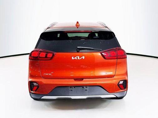 2022 Kia Niro LXS