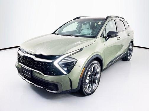 Jungle Green 2023 Kia Sportage Plug-In Hybrid X-Line Prestige