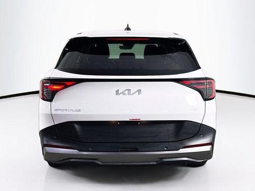 Glacial White Pearl 2026 Kia Sportage LX