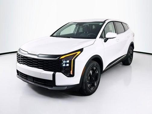 Glacial White Pearl 2026 Kia Sportage LX