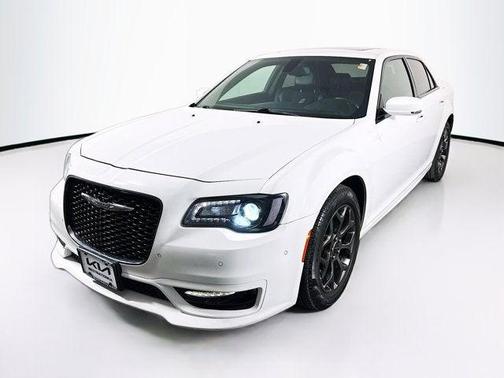 2018 Chrysler 300 S