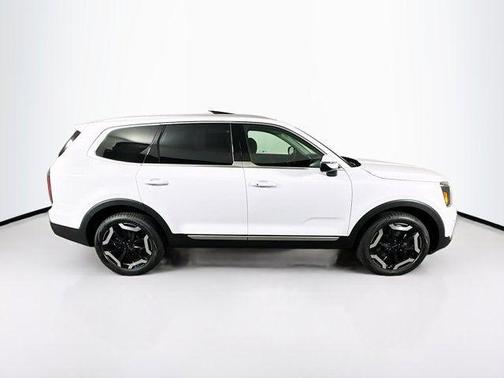 Glacial White Pearl 2025 Kia Telluride EX