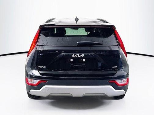 2024 Kia Niro LX