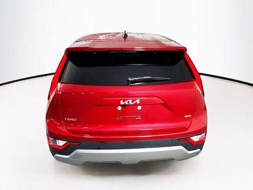 2023 Kia Niro LX