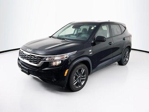 2023 Kia Seltos LX