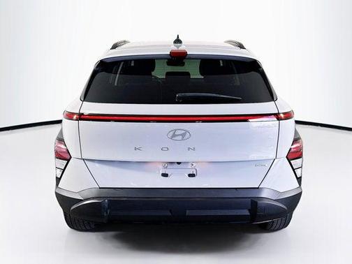 Cyber Gray Metallic 2024 Hyundai KONA SEL