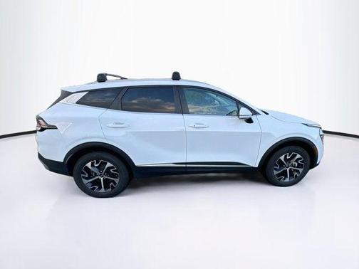 Glacial White Pearl 2024 Kia Sportage EX