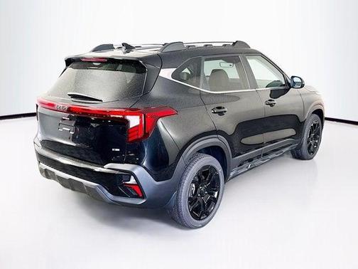 2025 Kia Seltos X-Line
