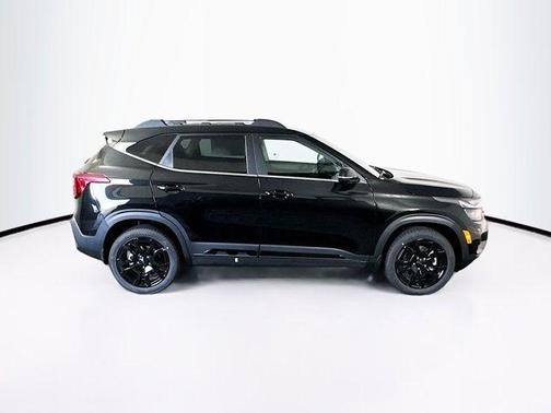 2025 Kia Seltos X-Line