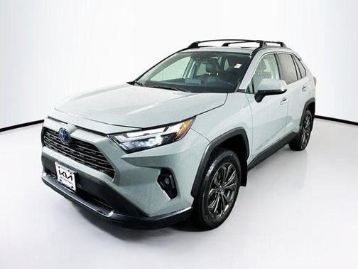 2023 Toyota RAV4 Hybrid XLE Premium