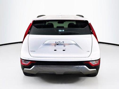 2025 Kia Niro Touring