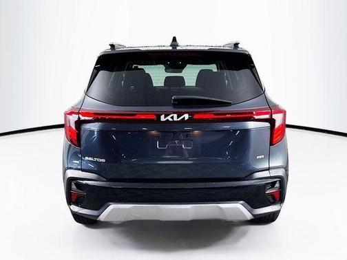 2024 Kia Seltos SX