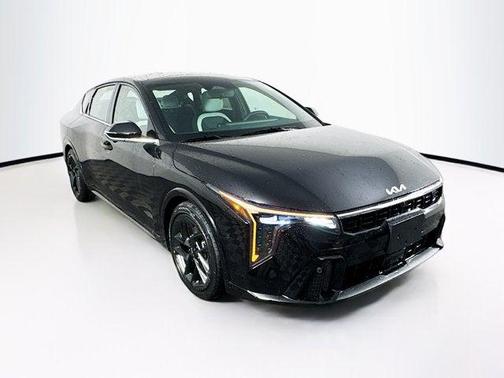 2025 Kia K4 GT-Line Turbo