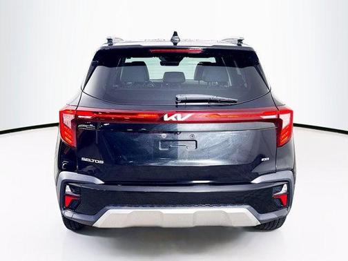 2024 Kia Seltos SX