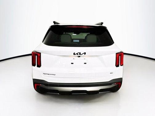 2025 Kia Sorento SX