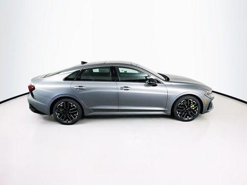 2025 Kia K5 GT