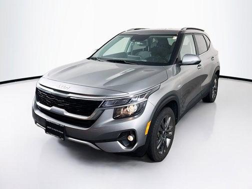 2023 Kia Seltos S