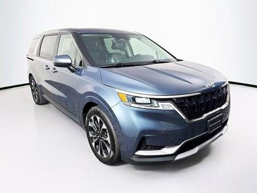 2023 Kia Carnival EX