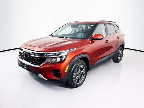 Mars Orange 2024 Kia Seltos S