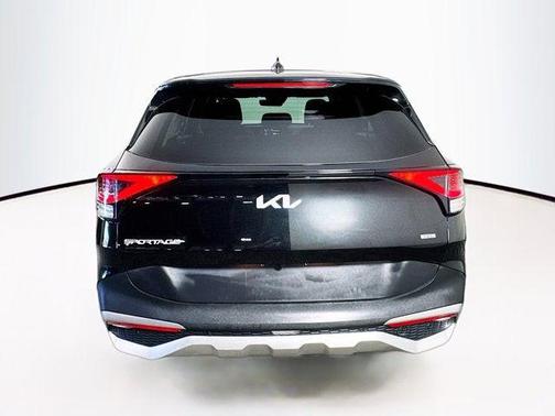 2023 Kia Sportage Hybrid LX
