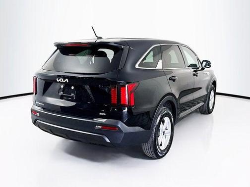 Ebony Black 2023 Kia Sorento LX