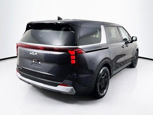 Panthera Metal 2026 Kia Carnival LX