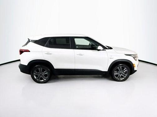2021 Kia Seltos LX