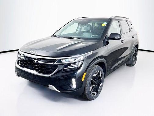 Fusion Black 2026 Kia Seltos SX