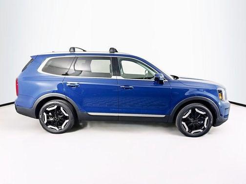 Midnight Lake Blue 2024 Kia Telluride S