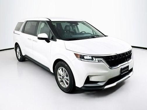 2022 Kia Carnival LXS