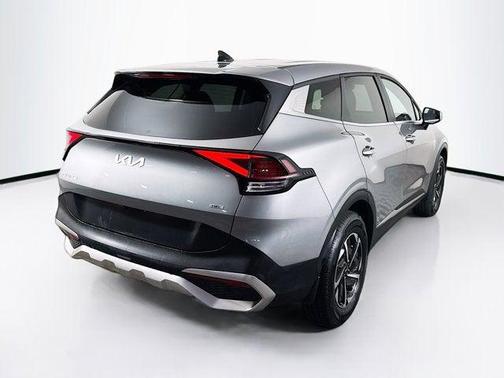 2023 Kia Sportage Hybrid LX