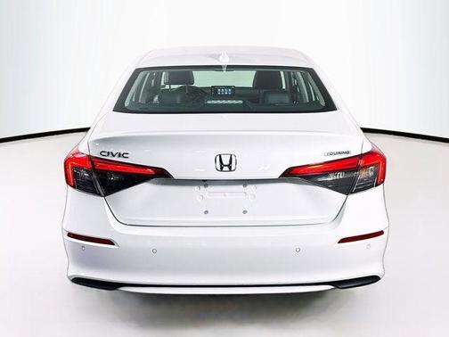 White 2022 Honda Civic Touring