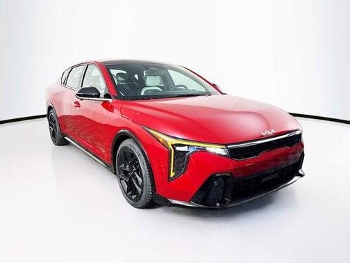 Currant Red 2026 Kia K4 GT-Line Turbo
